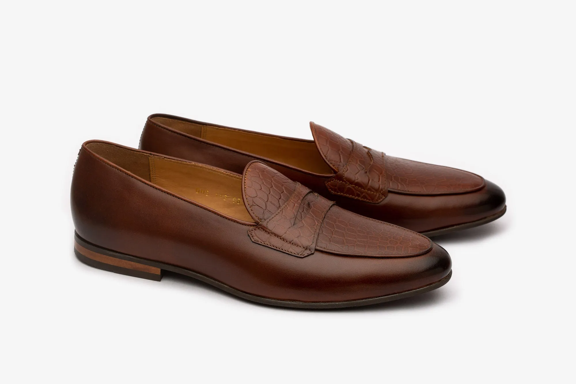 Loafer With Embosed Apron and Saddle -MBR