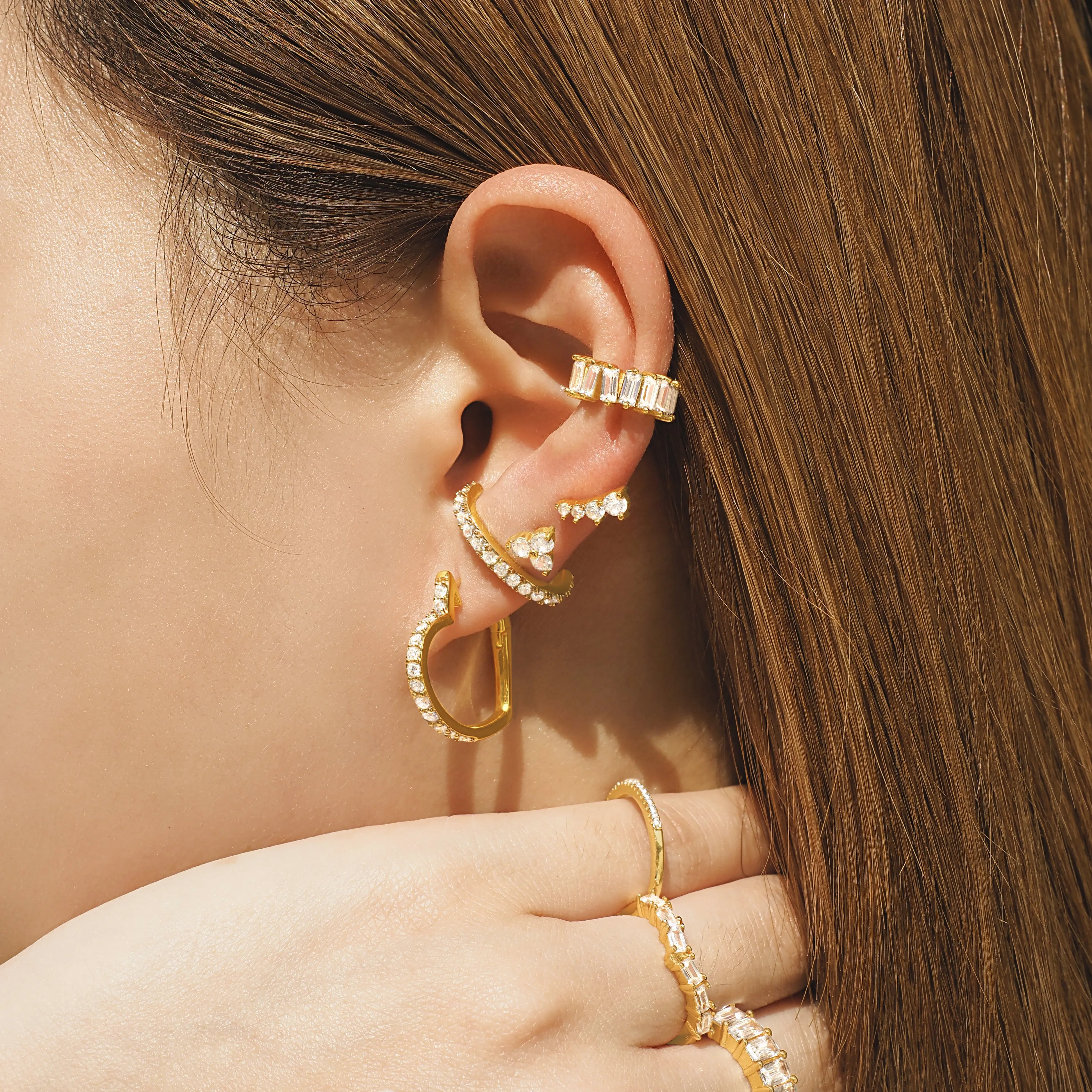 Luxurious Crystal Baguette Ear Cuff