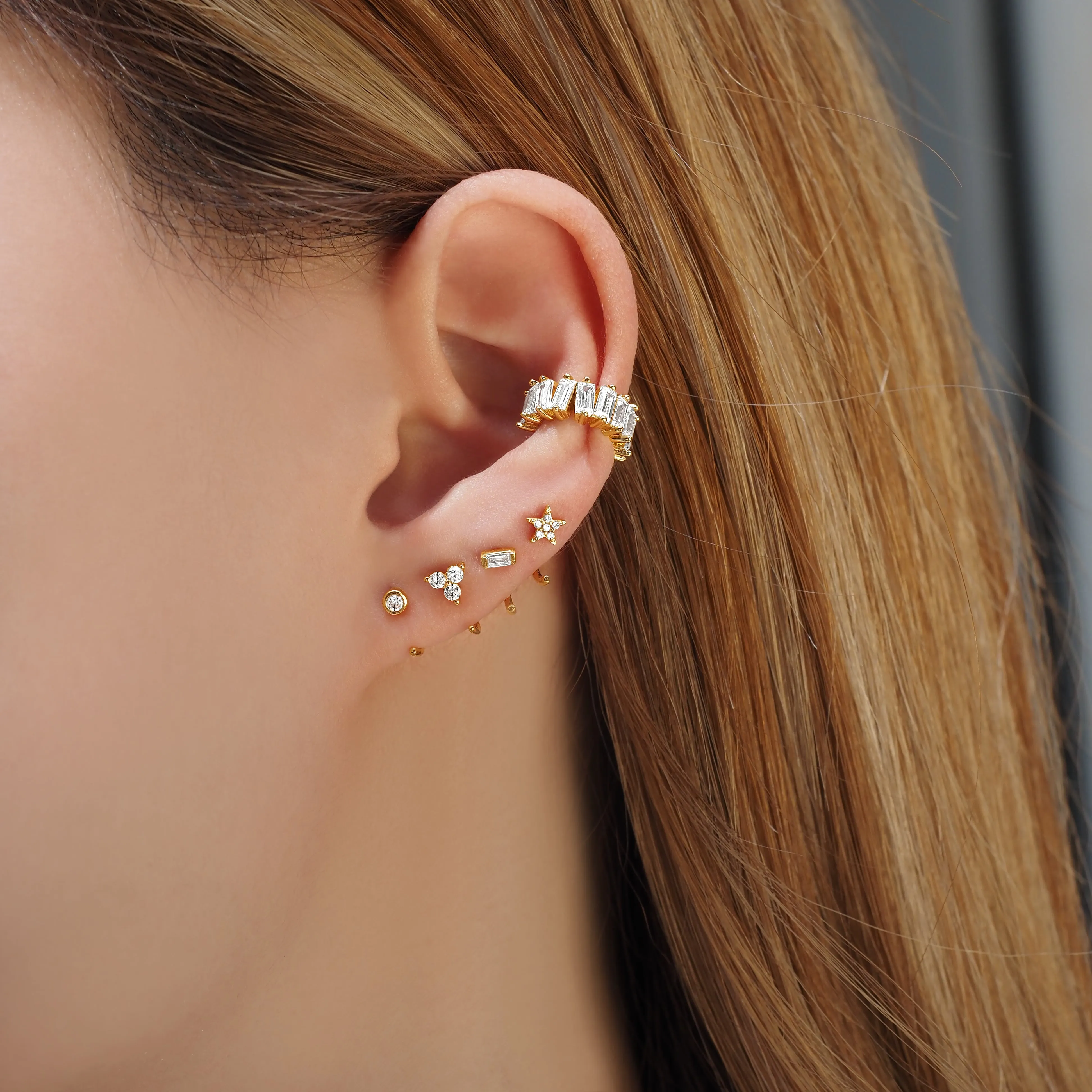 Luxurious Crystal Baguette Ear Cuff