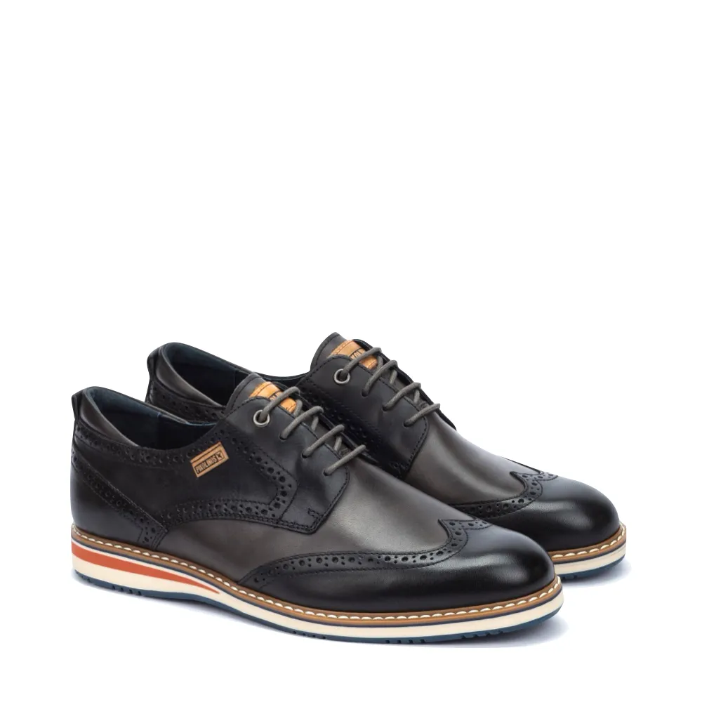 Pikolinos Men's Avila Leather Wingtip Lace Shoe in Black